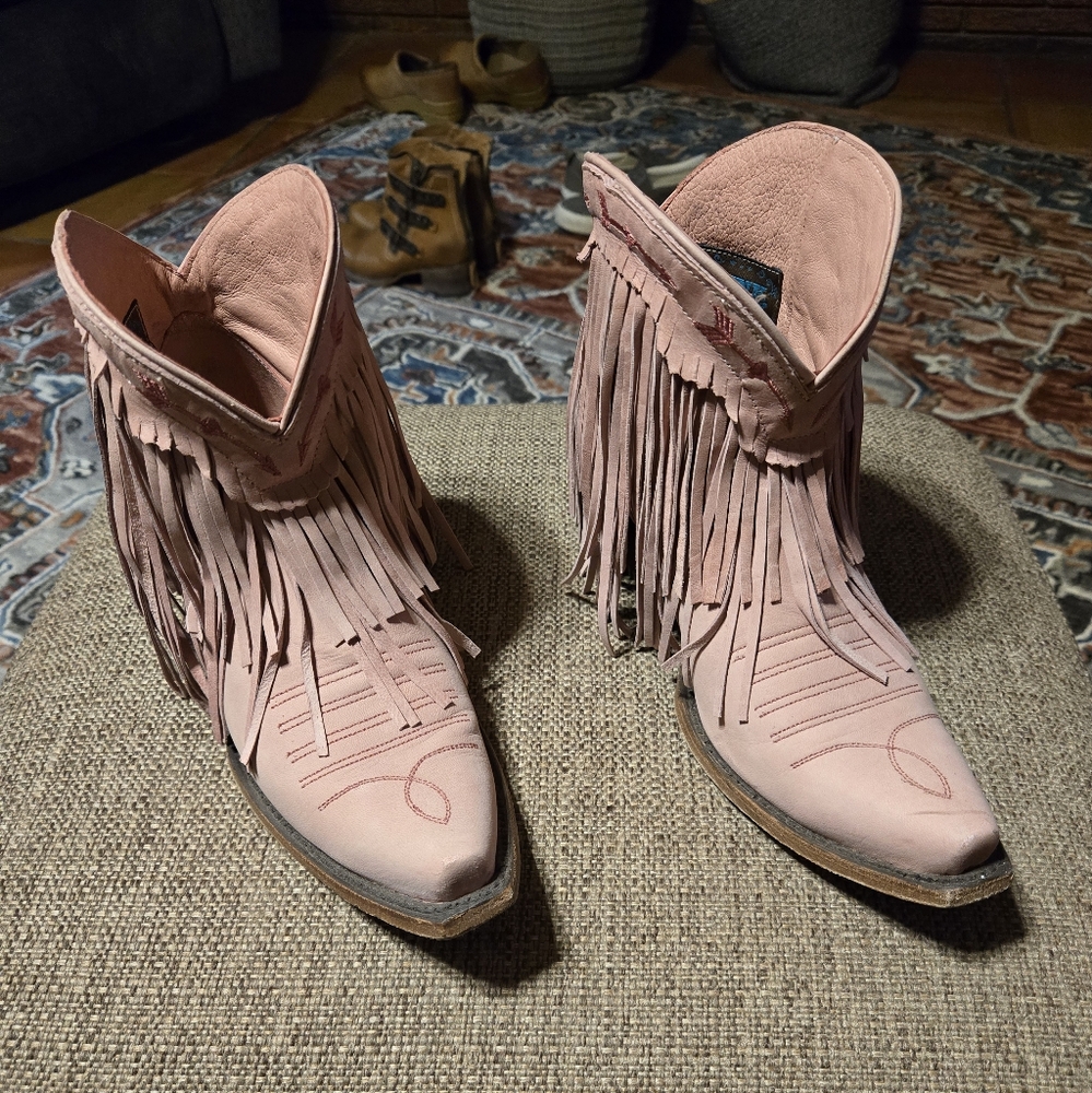 Pink fringed Junk Gypsy by Lane